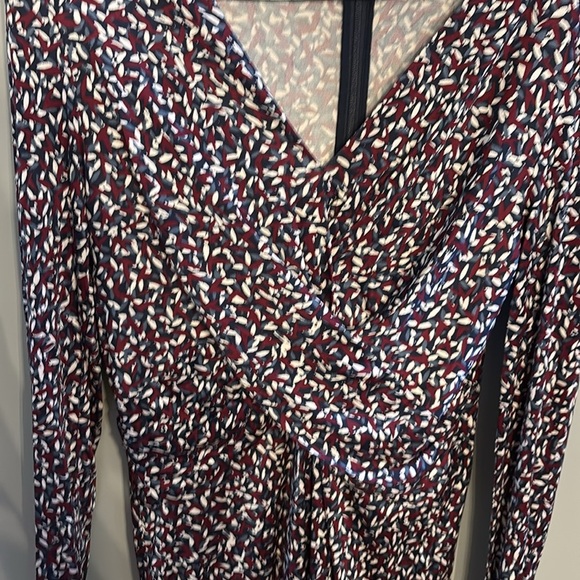 $450 Tory Burch Red Agate Confetti Silk Long Sleeve Faux Wrap Dress Medium EUC - Picture 3 of 7